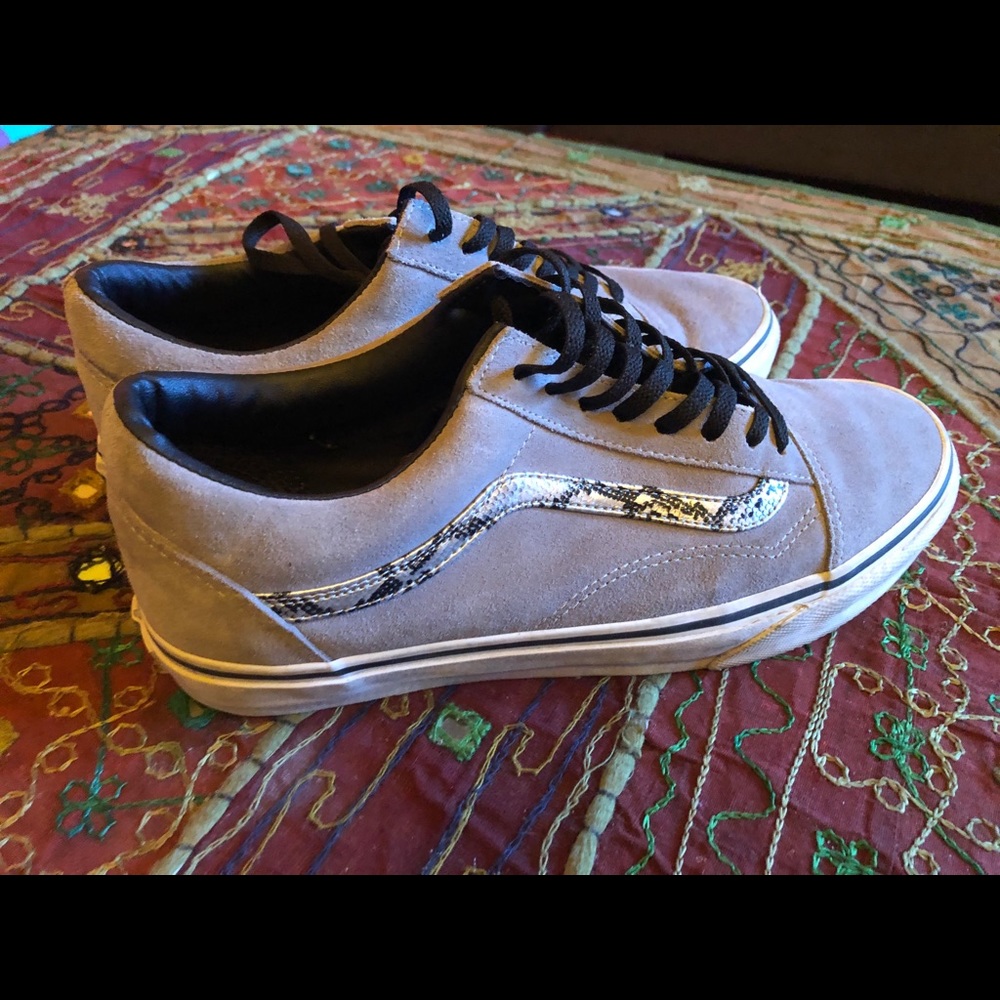 Men’s shoes